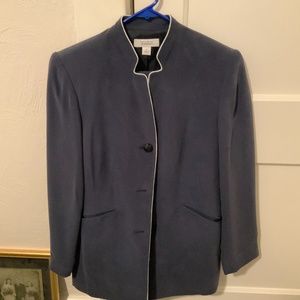 Dark gray pants suit